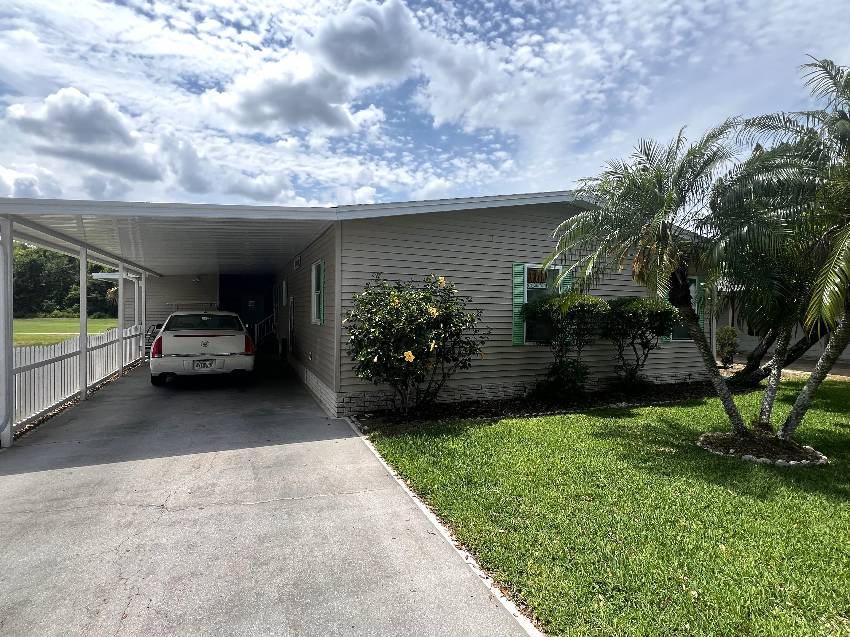 Winter Haven, FL Mobile Home for Sale located at 195 Fairway Circle Swiss Golf & Tennis